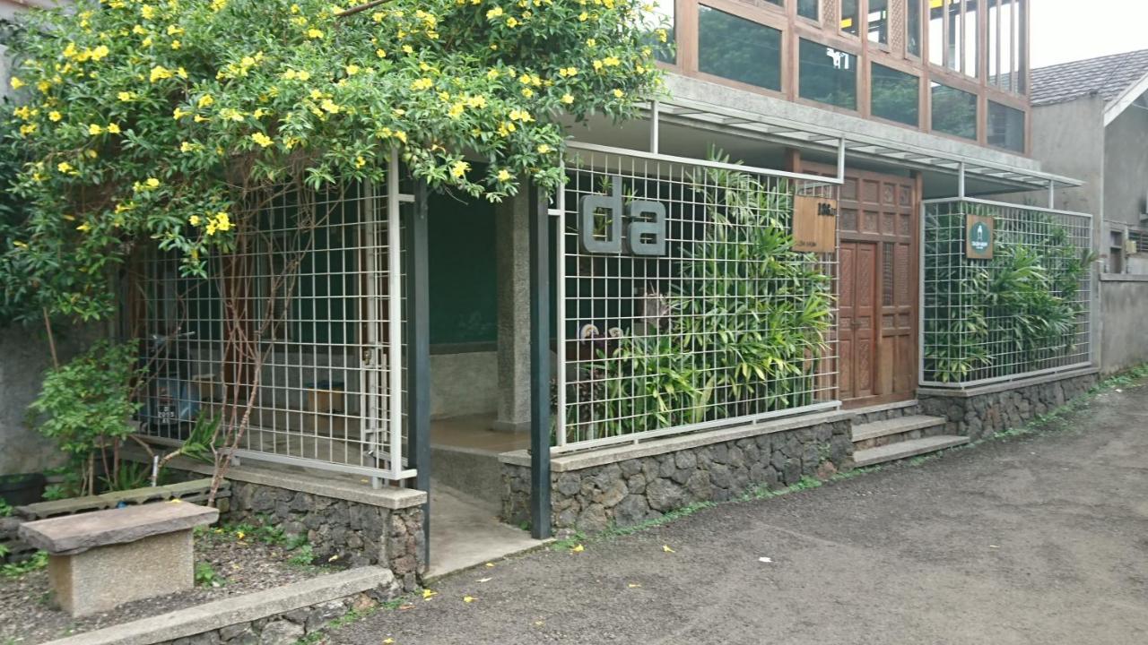 Wisma tamu Dalem Arum